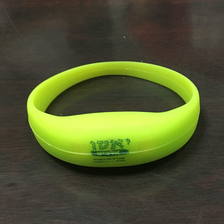 wholesale glow bracelets radio remote controlled led wristbands