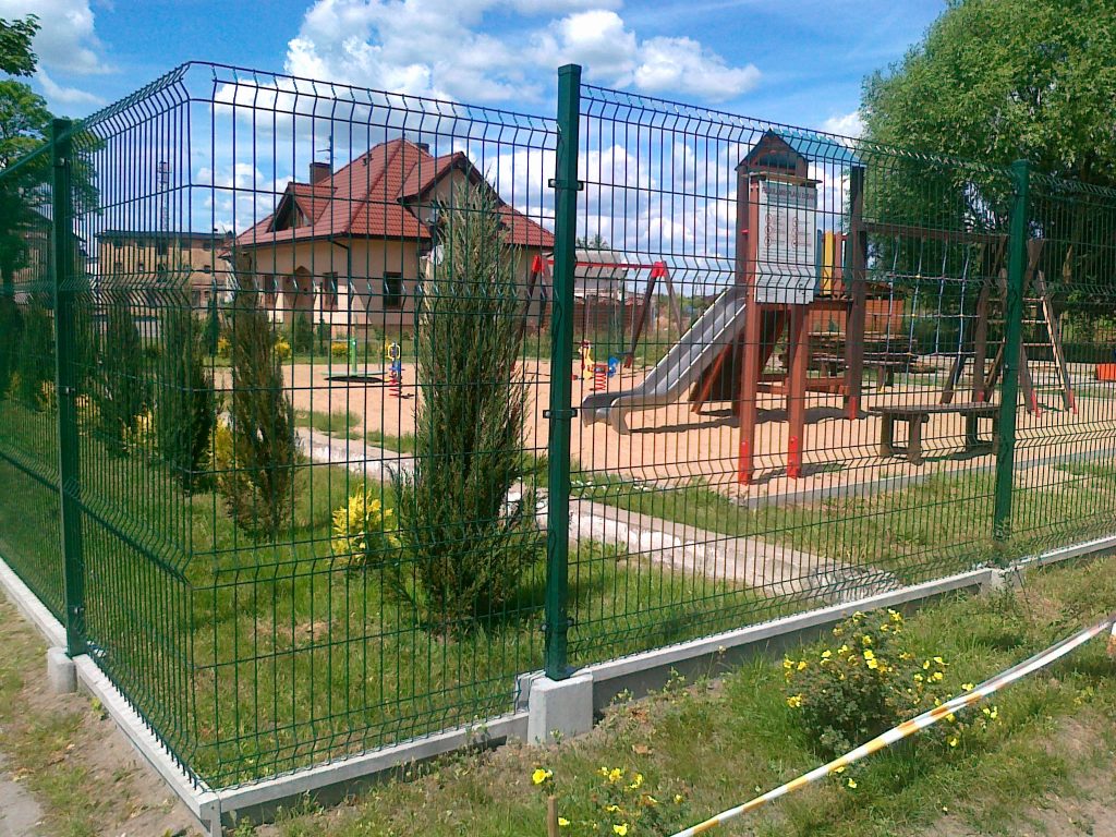 Highway Pvc Coated 3d Welded Wire Fence Low Carbon Steel