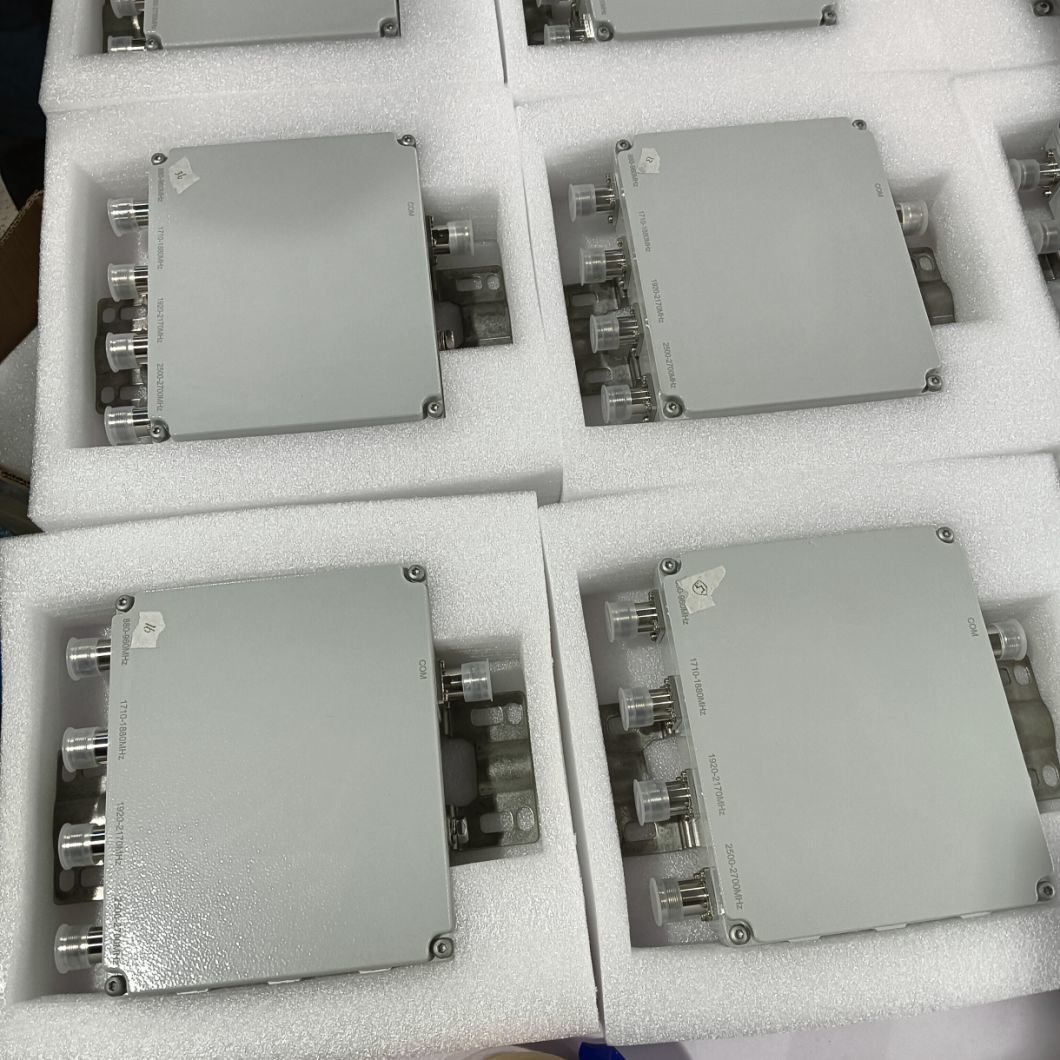 RF Triplexer 5g Indoor/Outdoor Quadplexer Combiner Diplexer 698-960 1710-2170 1920-2710 2300-2400 2500-2700MHz with 4.3-10-Female Connector