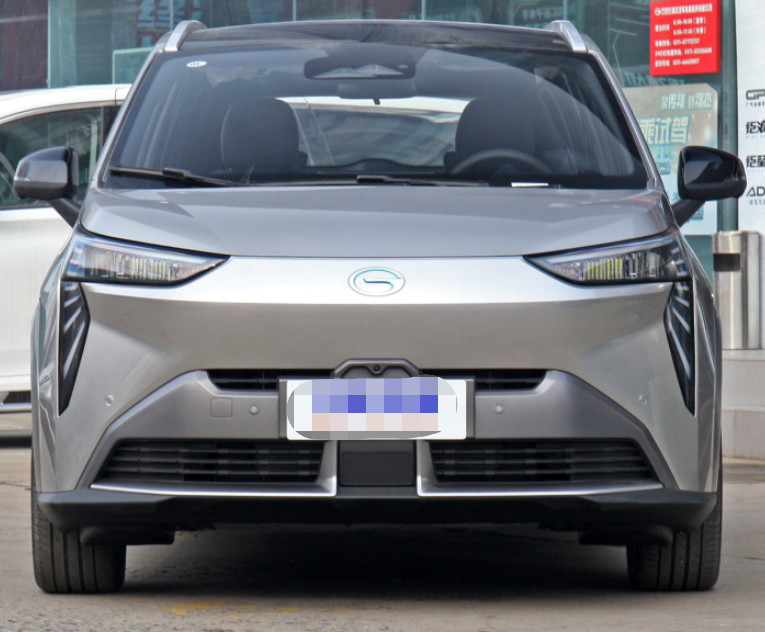 AION Y 2022 70 Executive Edition Lithium Iron Phosphate Compact SUV Electric
