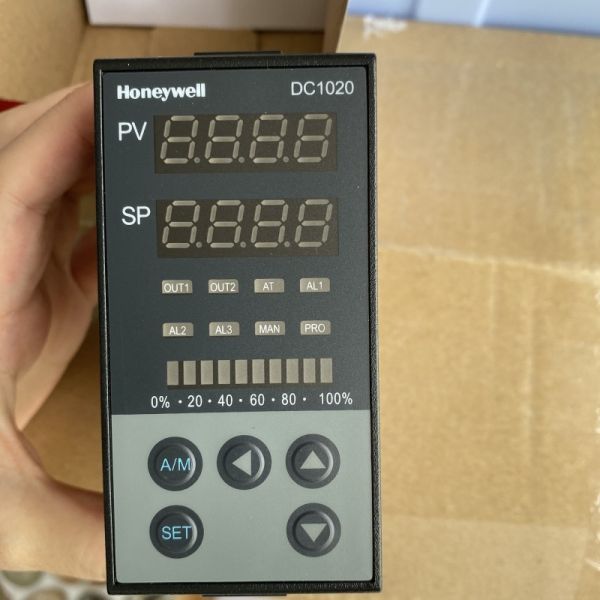Honeywell PID Temperature Controller Microprocessor Based Digital Controller