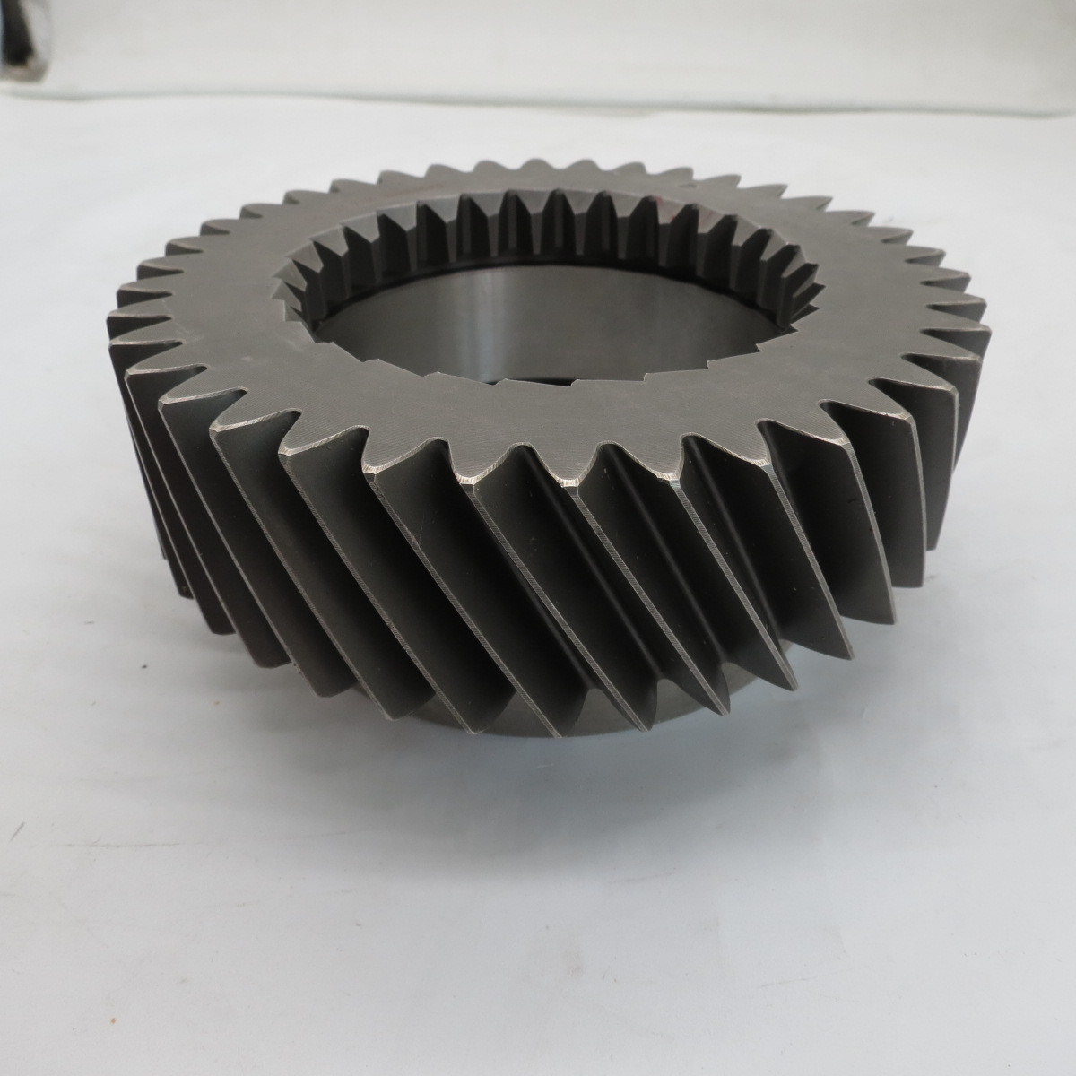 Factory Wholesale High Quality Gearbox Main Shaft Gear 19630 For Bus Gear