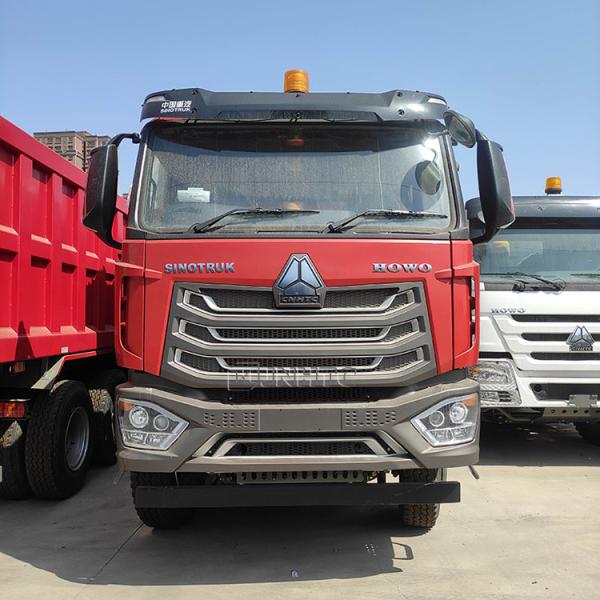 New And Used Sinotruck HOWO Nx 8X4 Dump Truck 50 Ton New Truck With Tarpaulin