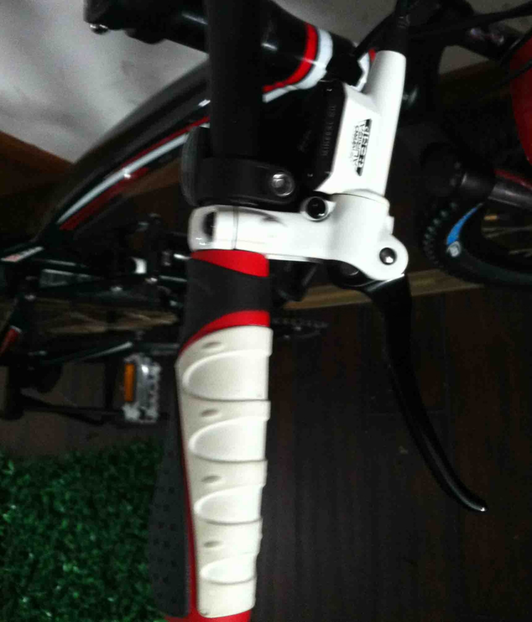 26" OEM Customized USA CE Adult Men 24 Speeds Aluminum Full Suspension Mountain Bicycle