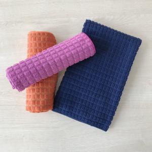China Small grid warp knitting microfiber absorbing water car washing magic towels on sale