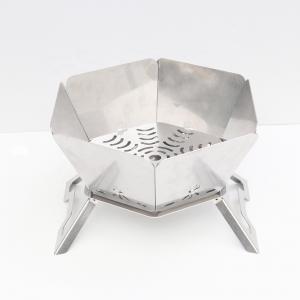China Portable BBQ Charcoal Campfire Stove with Upper Folding Design 570mm*570mm*300cm on sale