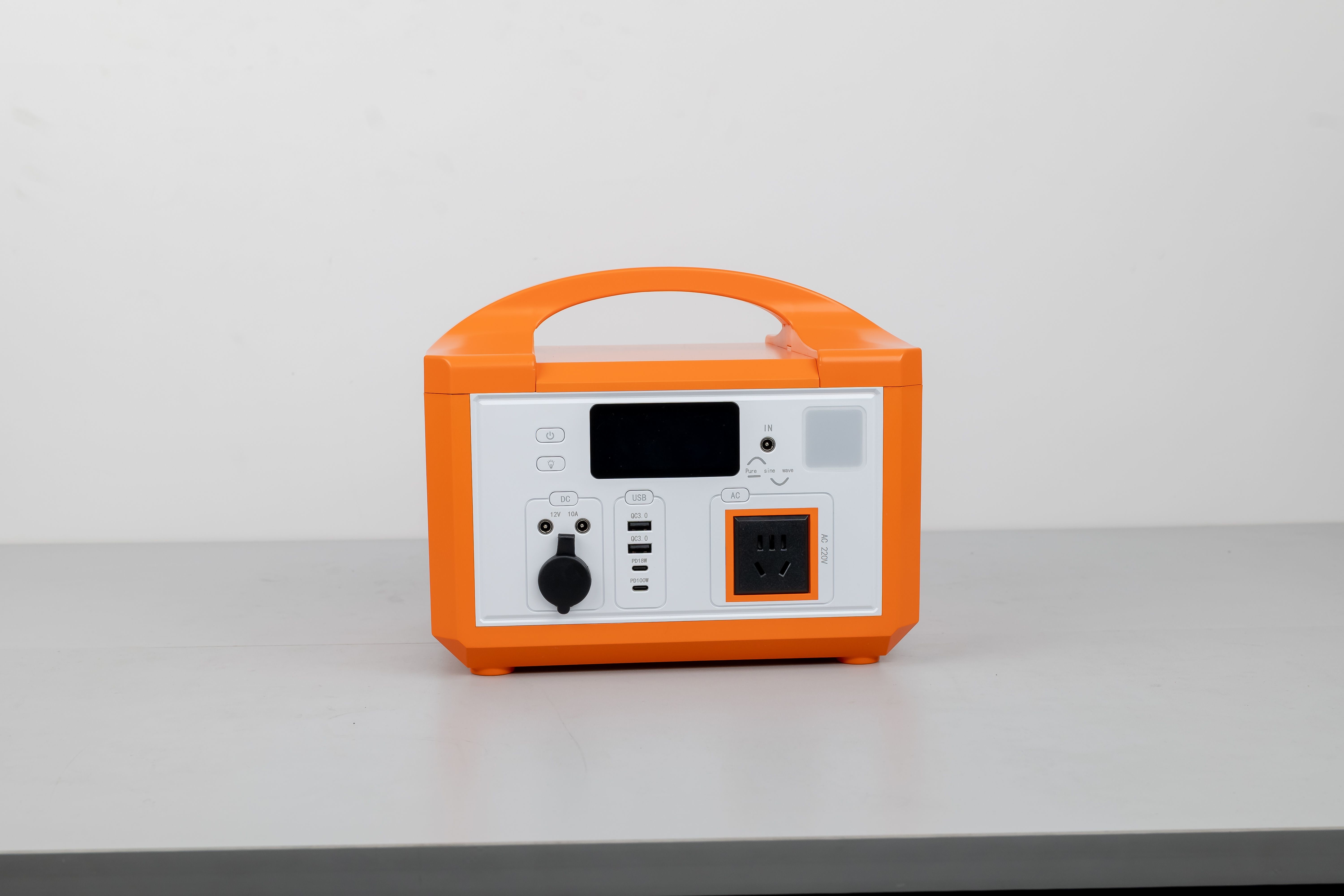 Waterproof IP51 600W AC 12V MPPT Solar Controller Portable Solar Power Station With CE Approved For Mower/Electric Drill
