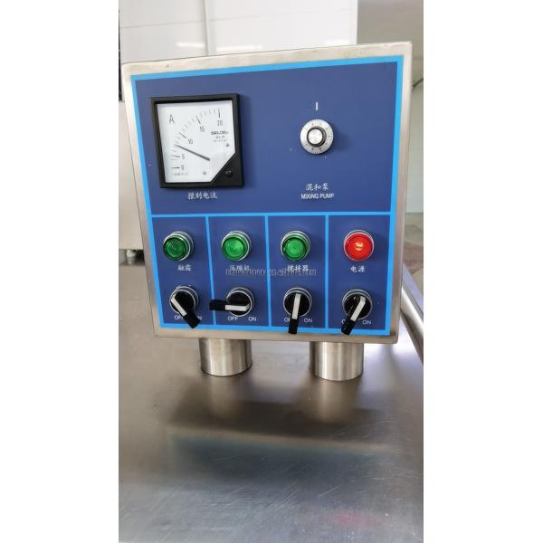 600L/H Ice Cream Freezer with ≤-4 -5C Output Temperature and Mirror Polished Finish