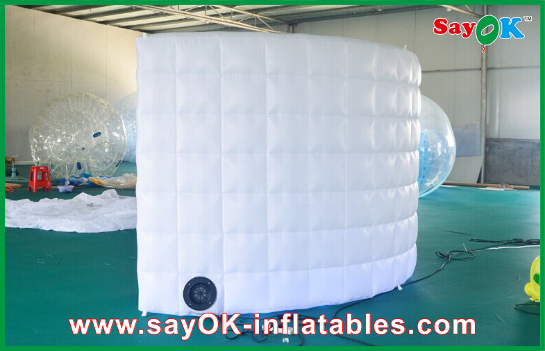 Party Decoration Inflatable Wall Durable Inflatable Wall Panels With Internal CE Blower , 3 X 2 X 2.3m