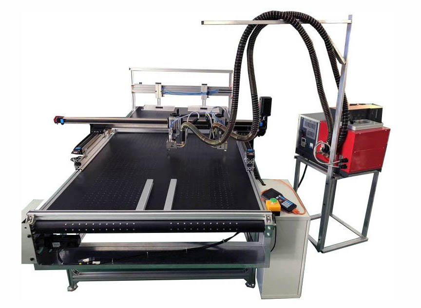 Line Type Hot Melt Glue Machine With Glue Gun Dispenser for Gift Box