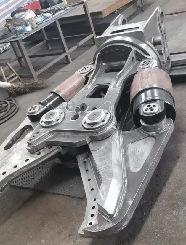 25 Tons Tree Shears For Diggers Opening 855mm Tree Slayer Excavator Cutter