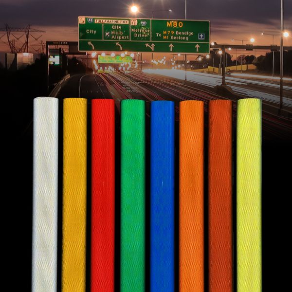 High Intensity Grade Prismatic Reflective Sheeting with ASTM D4956 Type III Compliance for Critical Signage