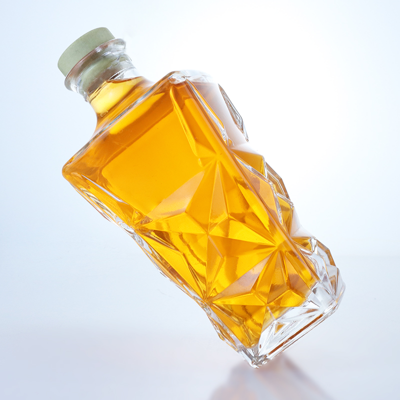 Unique Design 800ml Glass Bottle for Beer Gin Rum Champagne Brandy Whisky Clear Flint