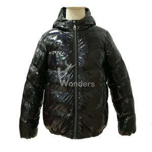 China Boy'S Shiny PU Outdoor Insulated Jackets Fancy Short Padded Puffer Hoodie on sale