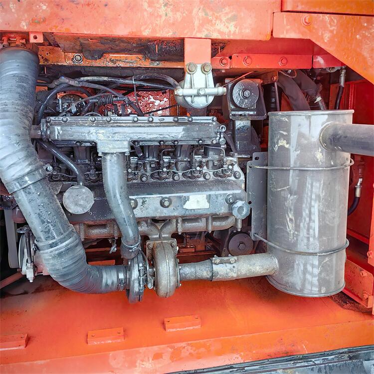 Doosan DX225 Excavator With Original Hydraulic Pump And Many Automation Functions