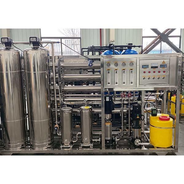 High Performance Containerized Reverse Osmosis Equipment 2000LPH 1000L Reverse