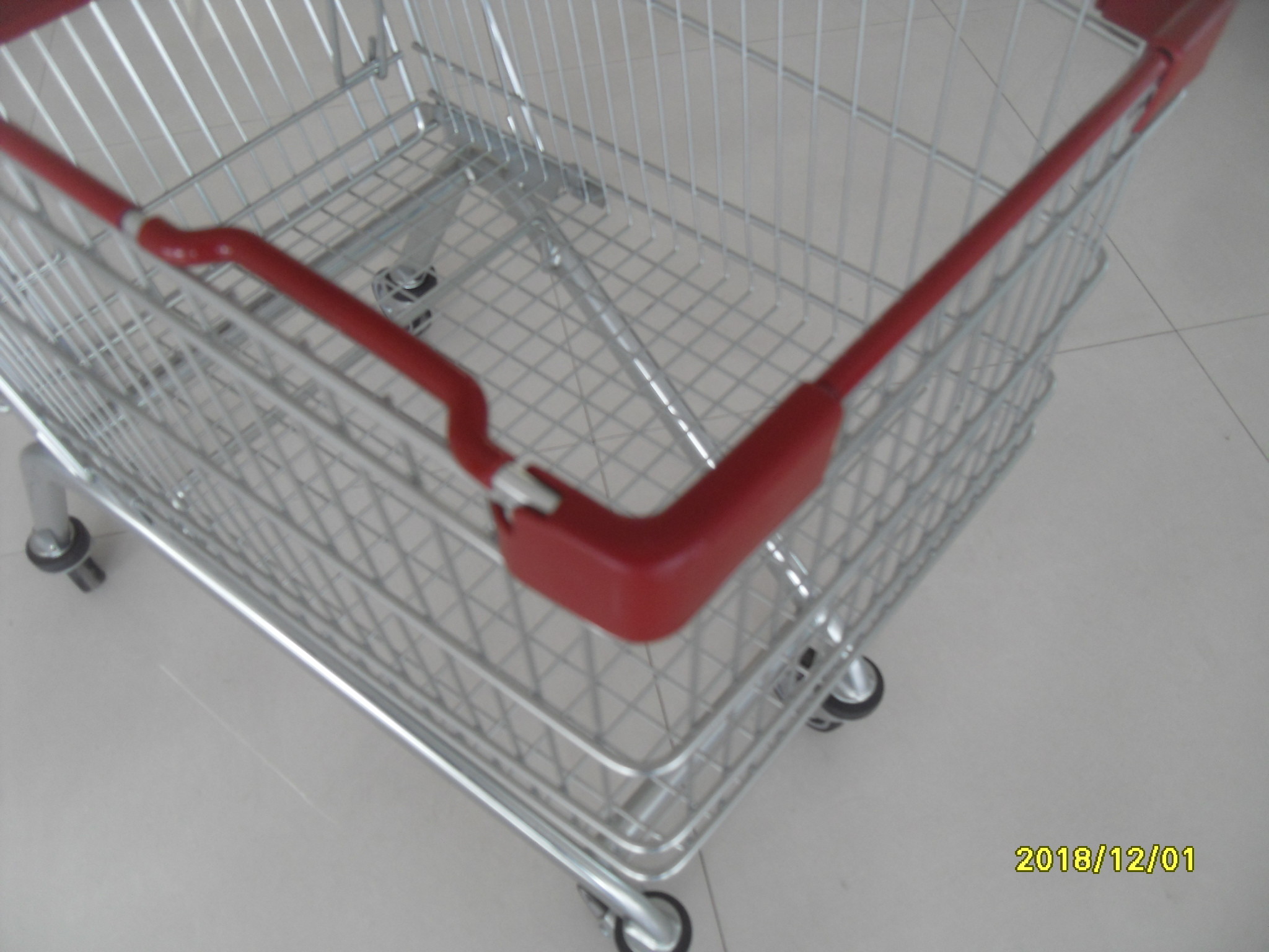 Large Capacity Supermarket Shopping Carts , Wire Shopping Carts With Wheels