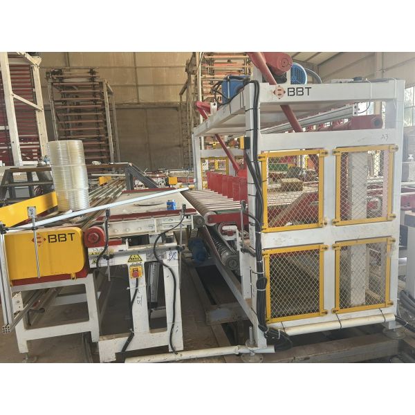 Cut different type bricks blocks automatic red clay brick cutting machine ,block cutter price