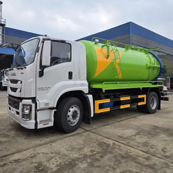 Low-Priced Sale of HOWO 18cbm Sewage Suction Truck 6X4 Vacuum Sewage Suction Truck Price China Sewage Truck Factory