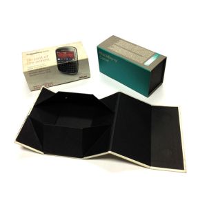 China Personalised Cardboard Boxes , Rigid Magnetic Closure Candy Packaging Boxes on sale