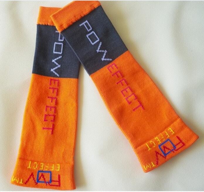 2017 New Style High Quality Elastic Letters Compression Calf Leg Sleeves Men Custom Socks Retailer's Choice