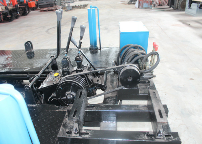 Hydraulic Geological Drilling Rig Machine , Core Drill Rig For Geothermal Drilling