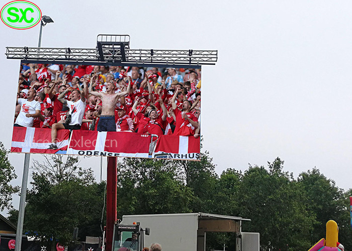 Mall Rental Screen Suspended LED Stage Backdrop P2 HD 128*64 Resolution