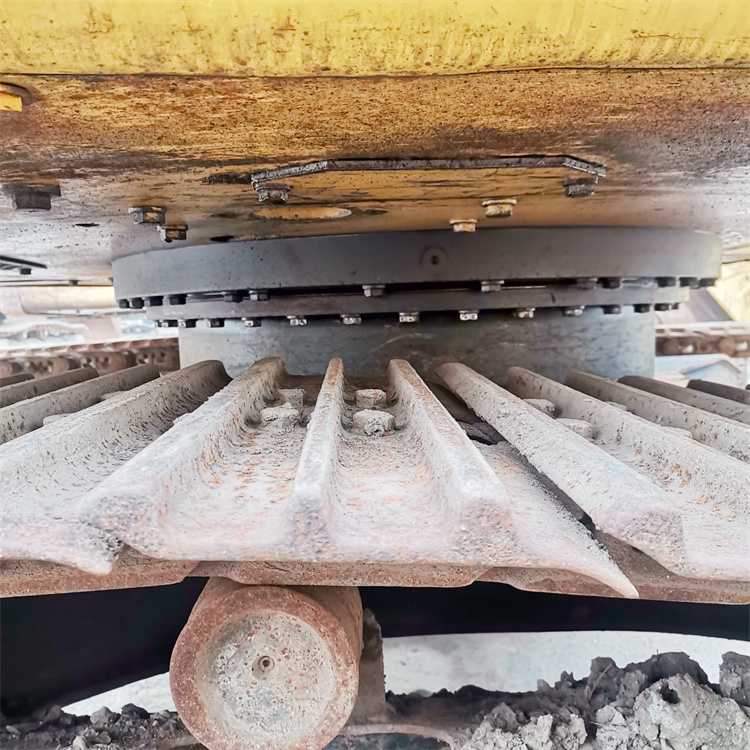 13400 KG Used Komatsu PC138 Excavator Made in Japan with Original Hydraulic Pump