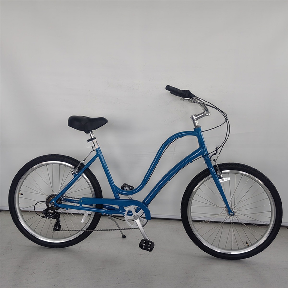 Electra Adult Step Through Aluminum Frame 7 Speed Hybrid 26 Inch Beach Cruiser Bike