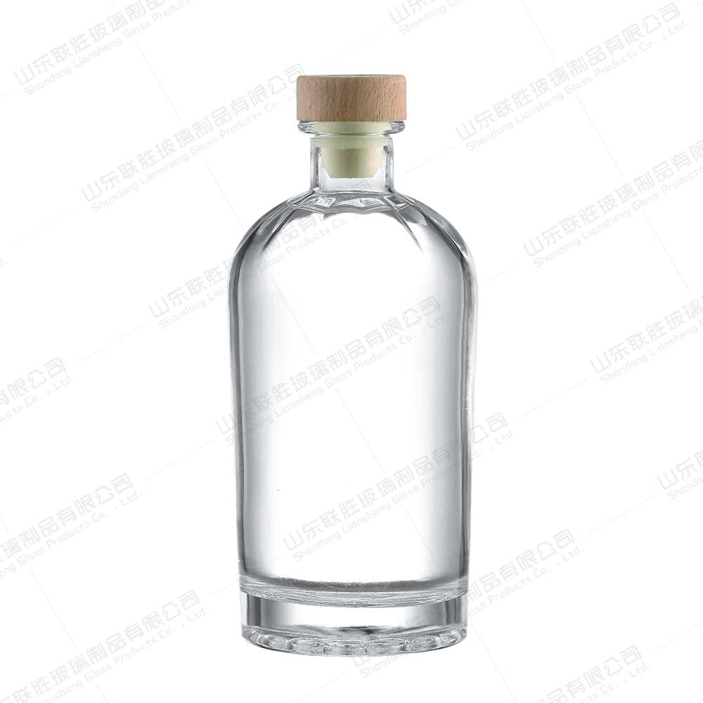 Transparent 750ML Custom Label Flint Empty Bottles Glass Spirits Large Spirit Bottle for Beverage