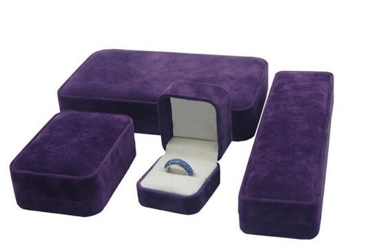 Quality Flocked plastic jewelry set boxes wholesale