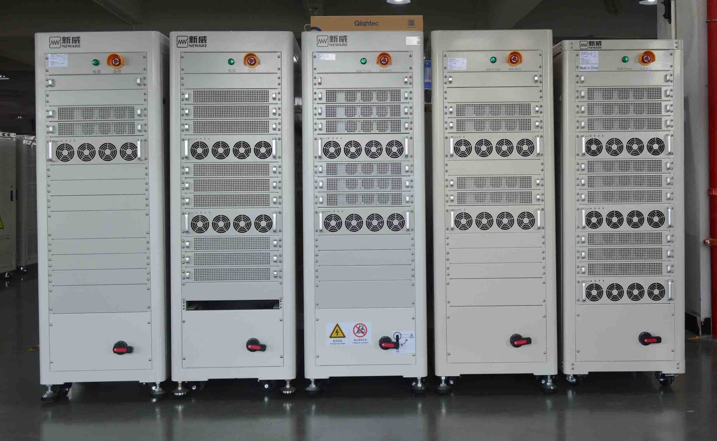100V200A Sweeper EV Battery Testing Equipment Two Channel Battery Tester
