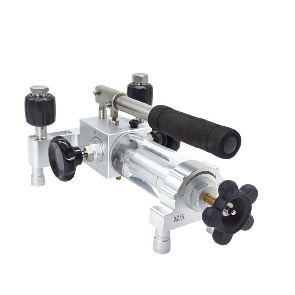 Portable Hydraulic Pressure Calibration Pump close-up