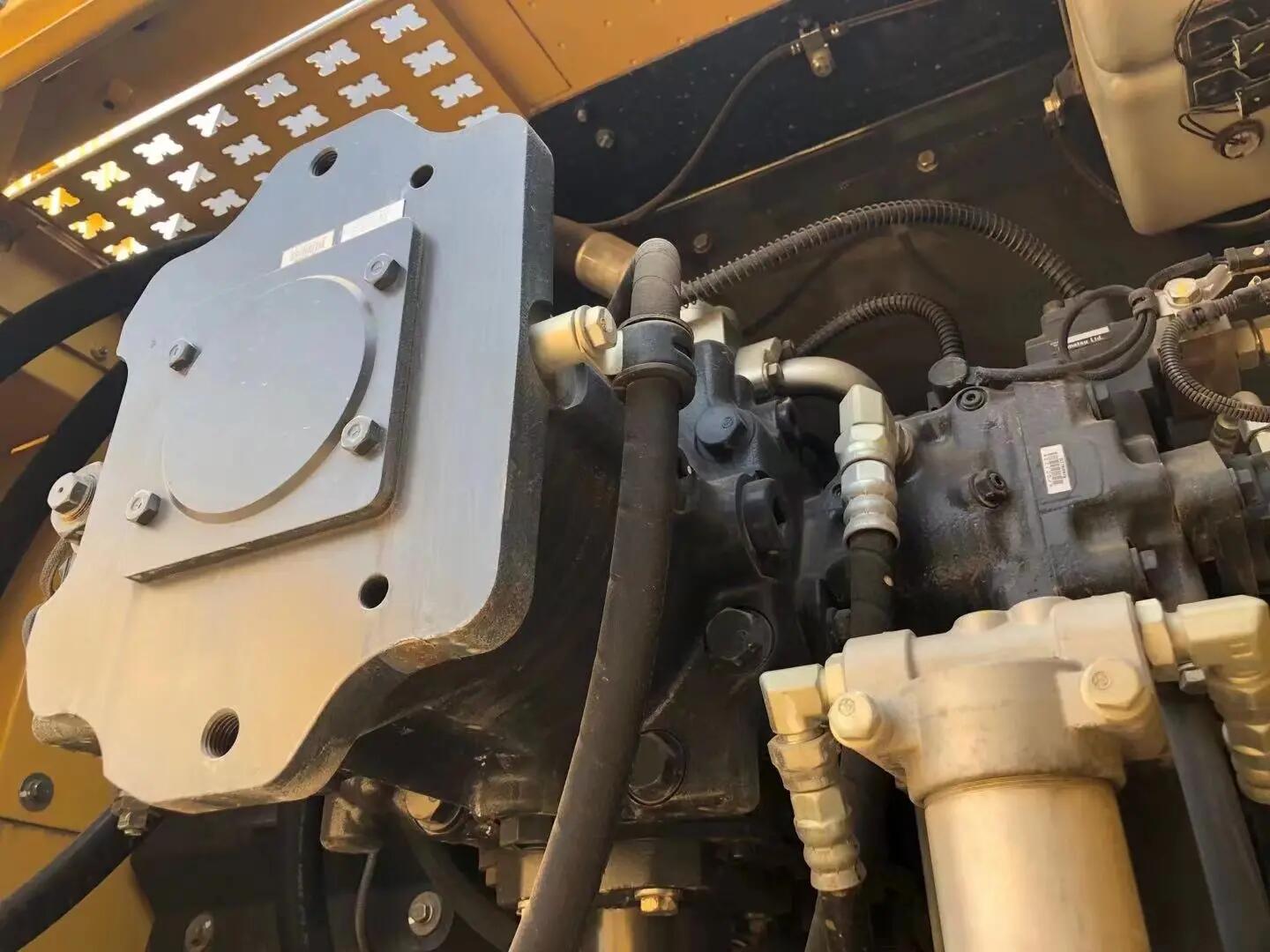 Original Hydraulic Pump 85 TON Komatsu PC850-8MO Excavator for Construction Site