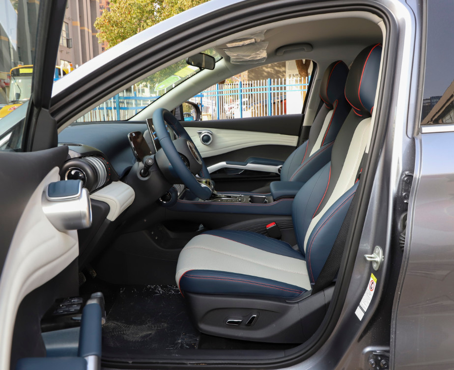 BYD YUAN PLUS 2022 510KM Honorable Compact Electric SUV 12.8'' Touch LCD Screen