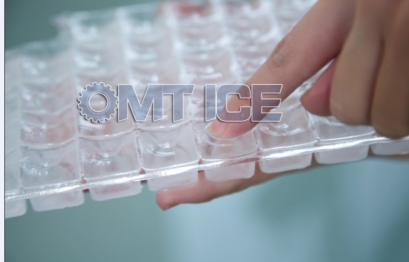 Automatic Operation Commercial Cube Ice Machine Space Saving Ice Cube Maker Machine
