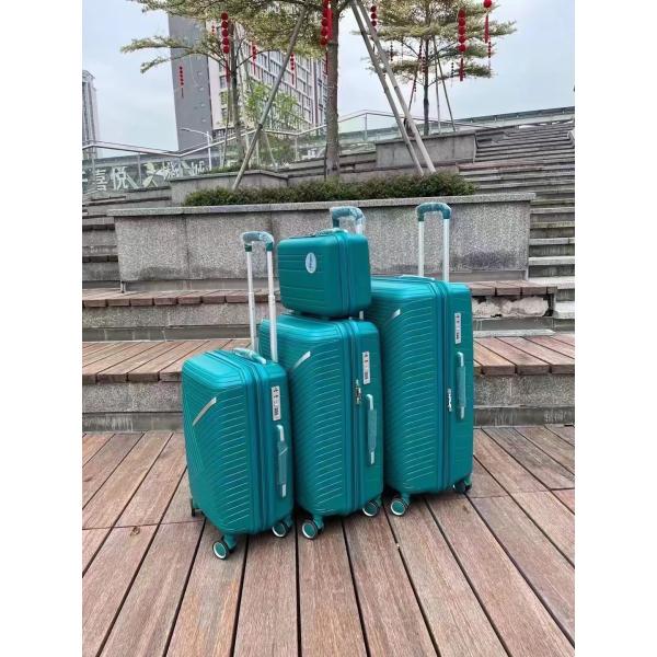 4 Wheel Polypropylene Travel Bags Multi Function Shockproof Sturdy