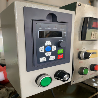 Manipulator Automatic Die Cutting Creasing Machine For Carton Large Size 1360*960mm