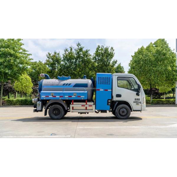 Fecal Sucking Vehicle Sewage Suction Truck with Energy and Eco-Friendly Cleaning