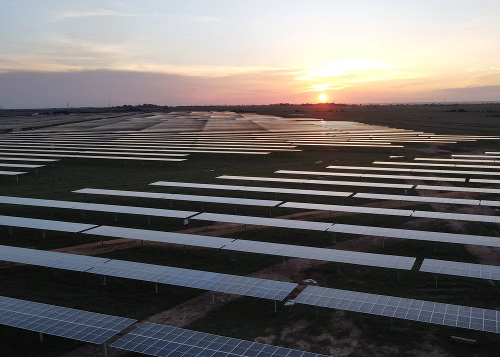 Customized Power One Axis Solar Panel Tracker Drive Simple Structure