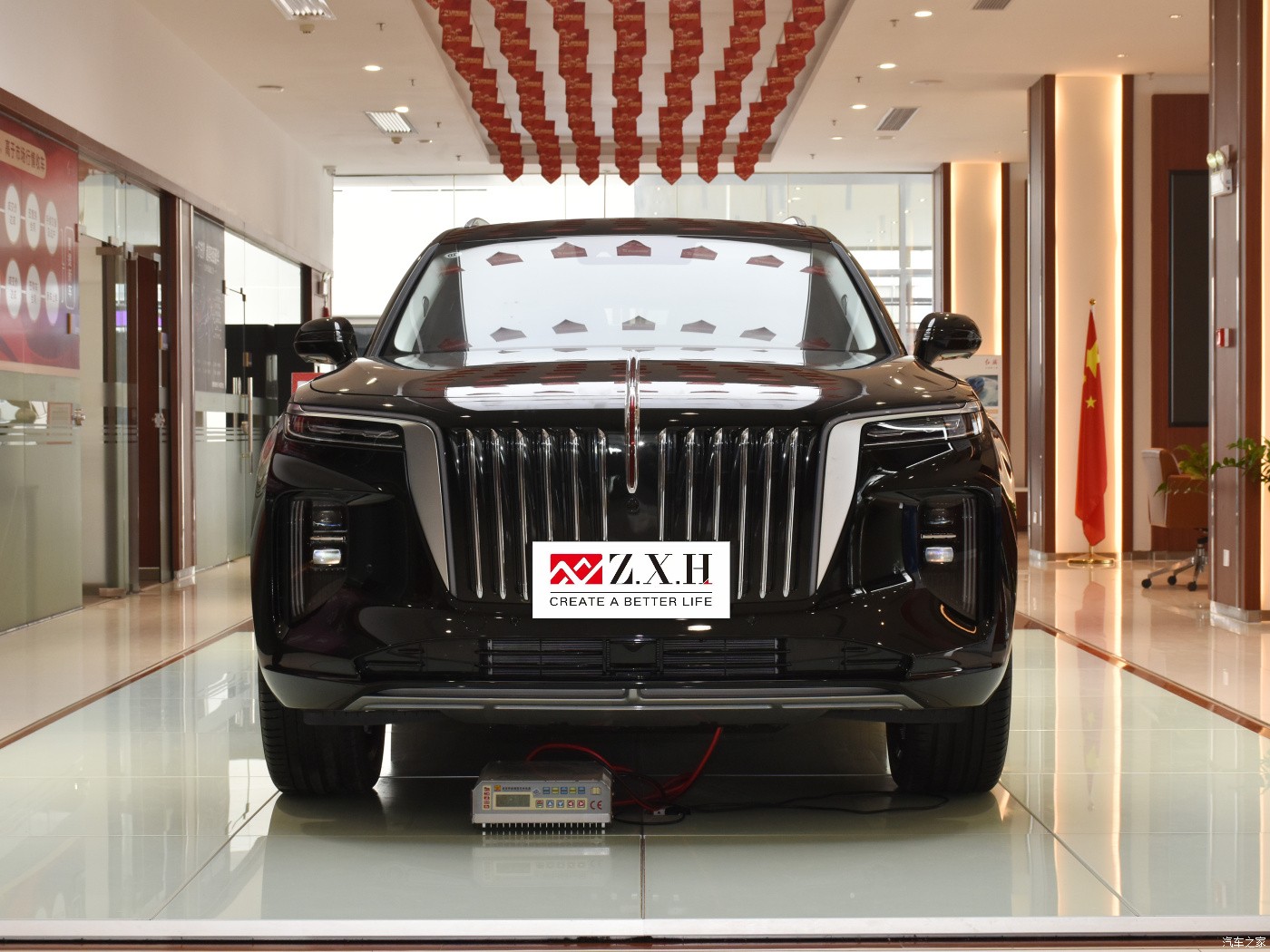 The Chinese-made Hongqi E-HS9, a five-door, six-seat new-energy large SUV, has a range of 460 kilometers
