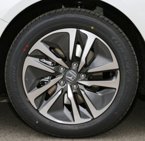 Accord 2022 Rui Hybrid 2.0L Ruiku Edition Hybrid 4 Door 5 Seats sedan medium car