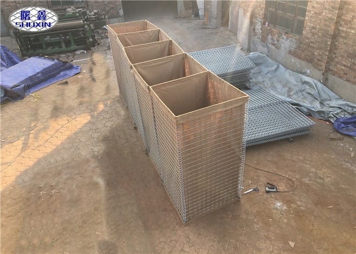 HESCO Defensive Barrier Retaining Wall Wire Mesh 4-5.0mm Wire Dia ISO9001 Certificated