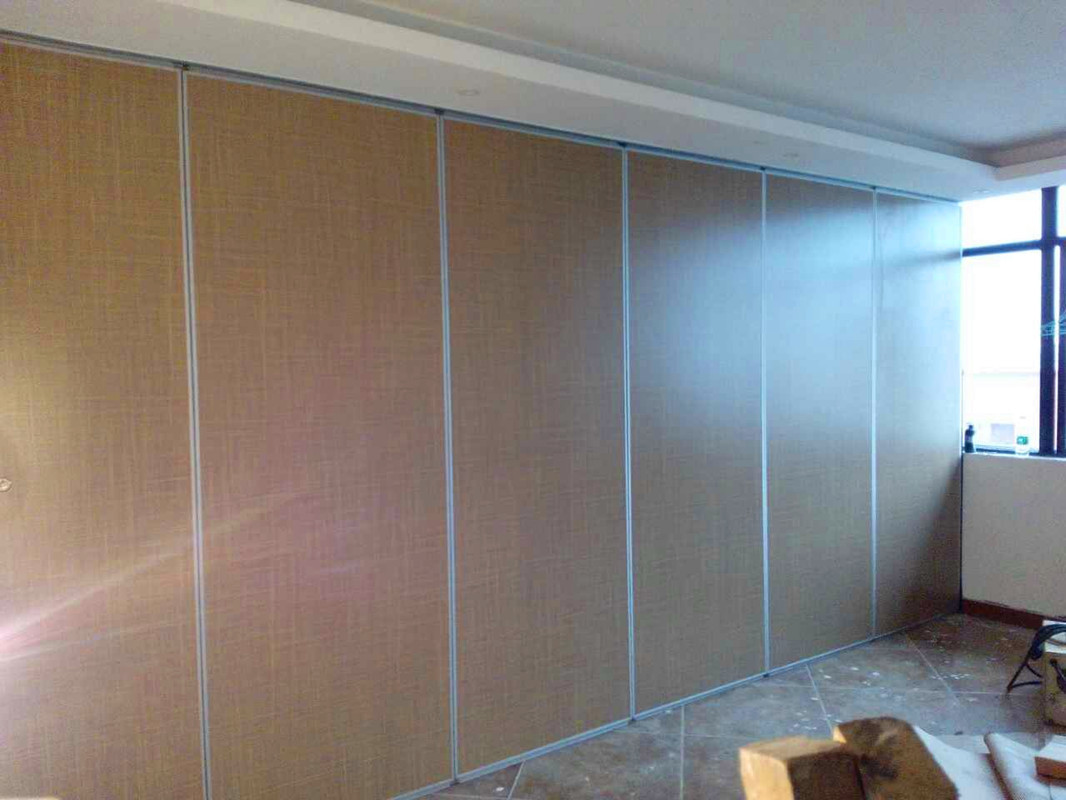 Commercial Furniture Accordion Foldable Partition Wall 1230mm Panel Width