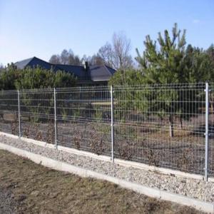 China 4 Feet Galvanized 3d Curved Fence For Playground concrete Fence Panels on sale