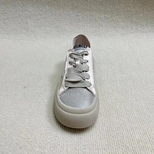 Classic Platform Sneakers Women Round Head And Thick Soled With Silk Surface