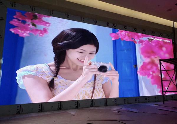 256*128 Module Resolution 6. Precision Pixel Pitch LED Signage and 1000CD/SQM