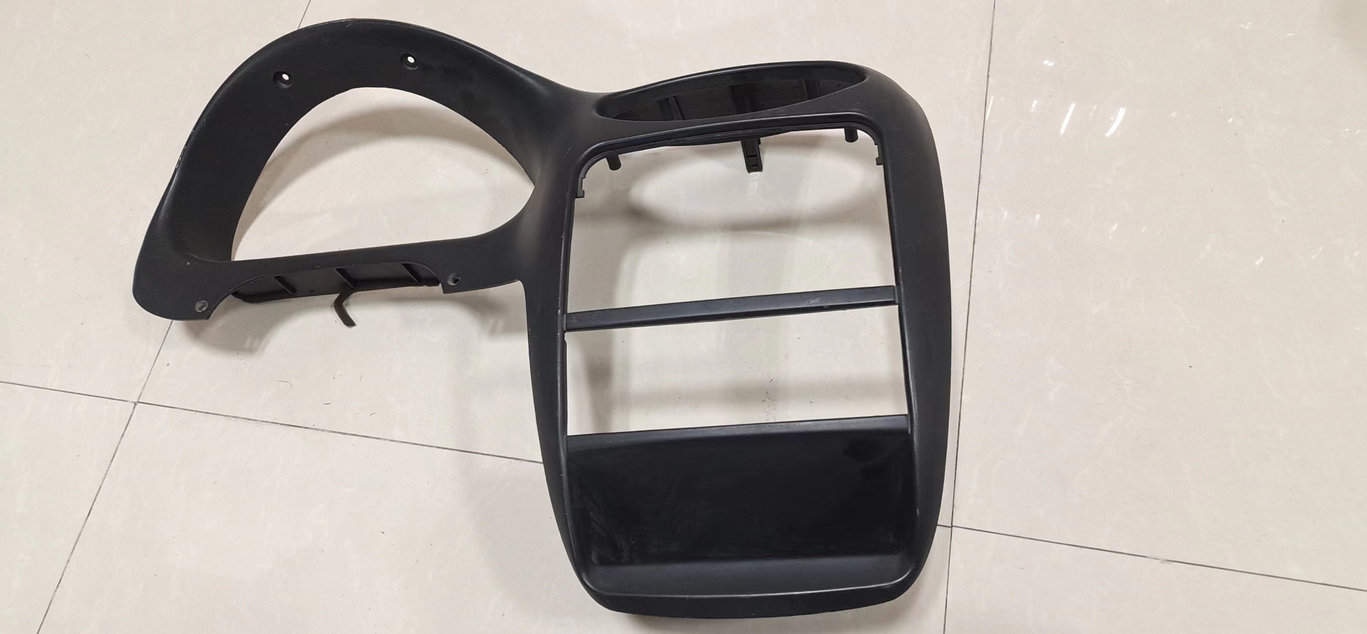 Steel Customized Plastic Injection Molding Mould for Car Interior and Outer Parts