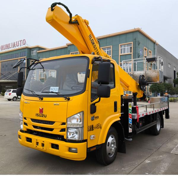 Customized 28M ISUZU 4x2 Mini Aerial Platform Truck With 3 Pieces Folding Boom