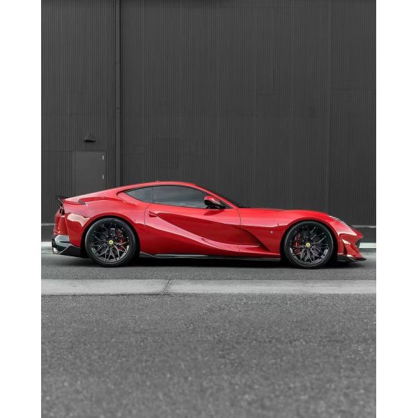 1016 Ferrari Body Kit 812 190mm Carbon Fiber front bumper diffuser Spoiler